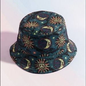 Sun & Moon Bucket Hat BRAND NeW